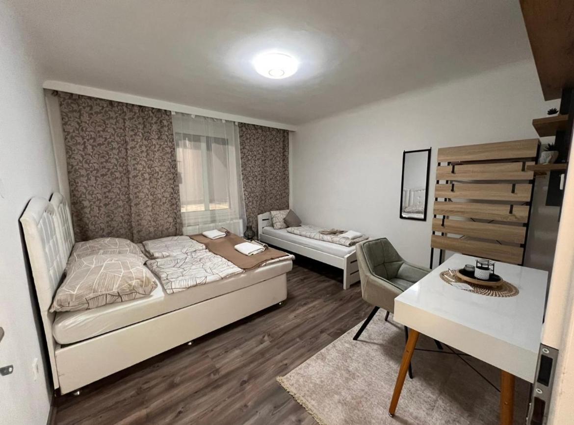 Lorena Lav Apartment *