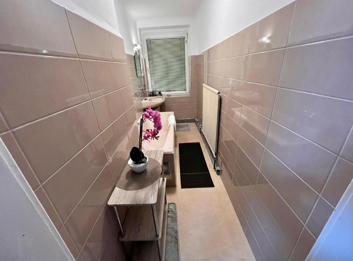 Lorena Lav Apartment *